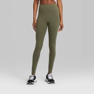 Hi fall! These are SO soft and also a lil stretchy for the holiday foods!